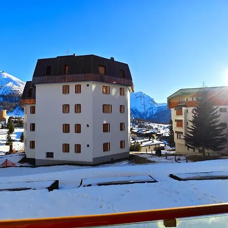 Hostdomus - Guglielmo Apartamento Sestriere